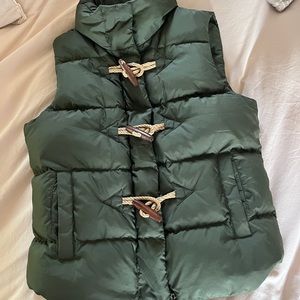 Green puffer vest